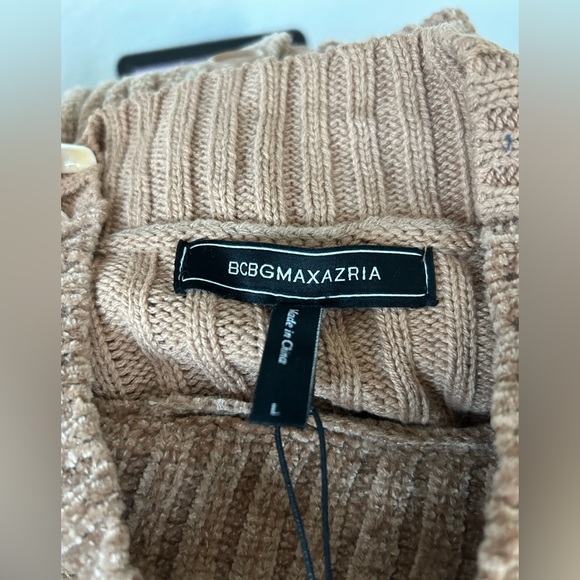 BRAND NEW BCBGMAXAZRIA Brown Knitted Crew Neck Style Sweater in Size L - Picture 2 of 4